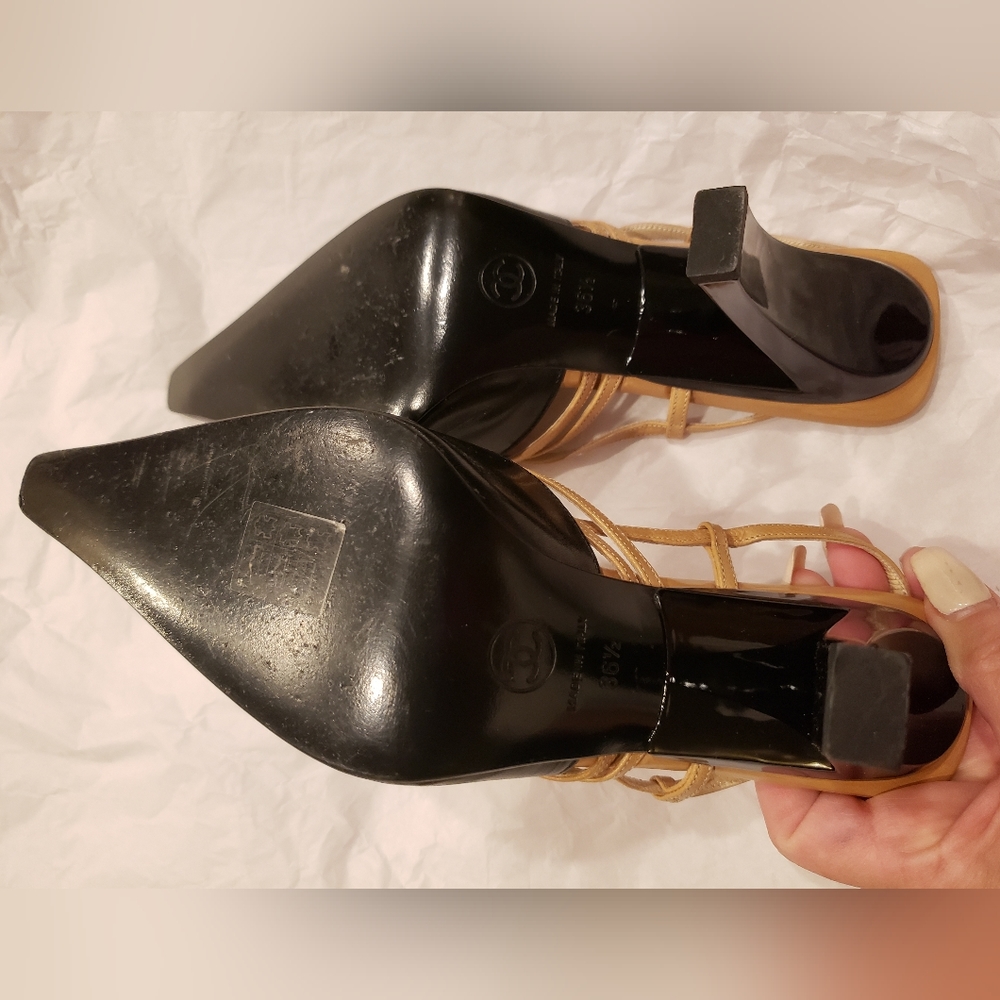 USED Chanel Shoes with Curved high Heels. Size 6.5 - Picture 9 of 13